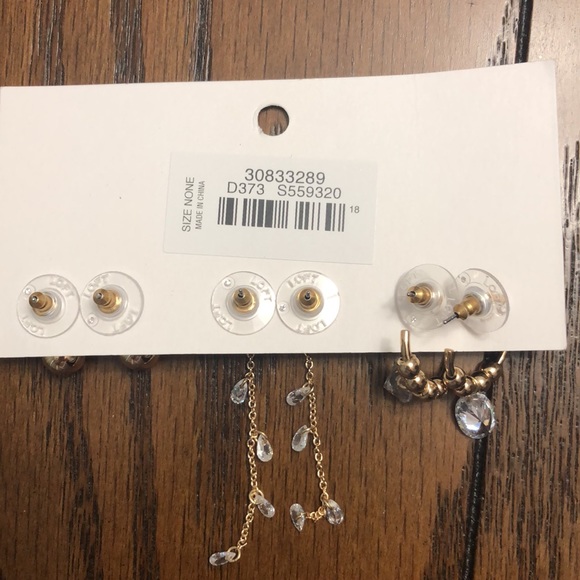 NWT LOFT Earring Set - Picture 5 of 5